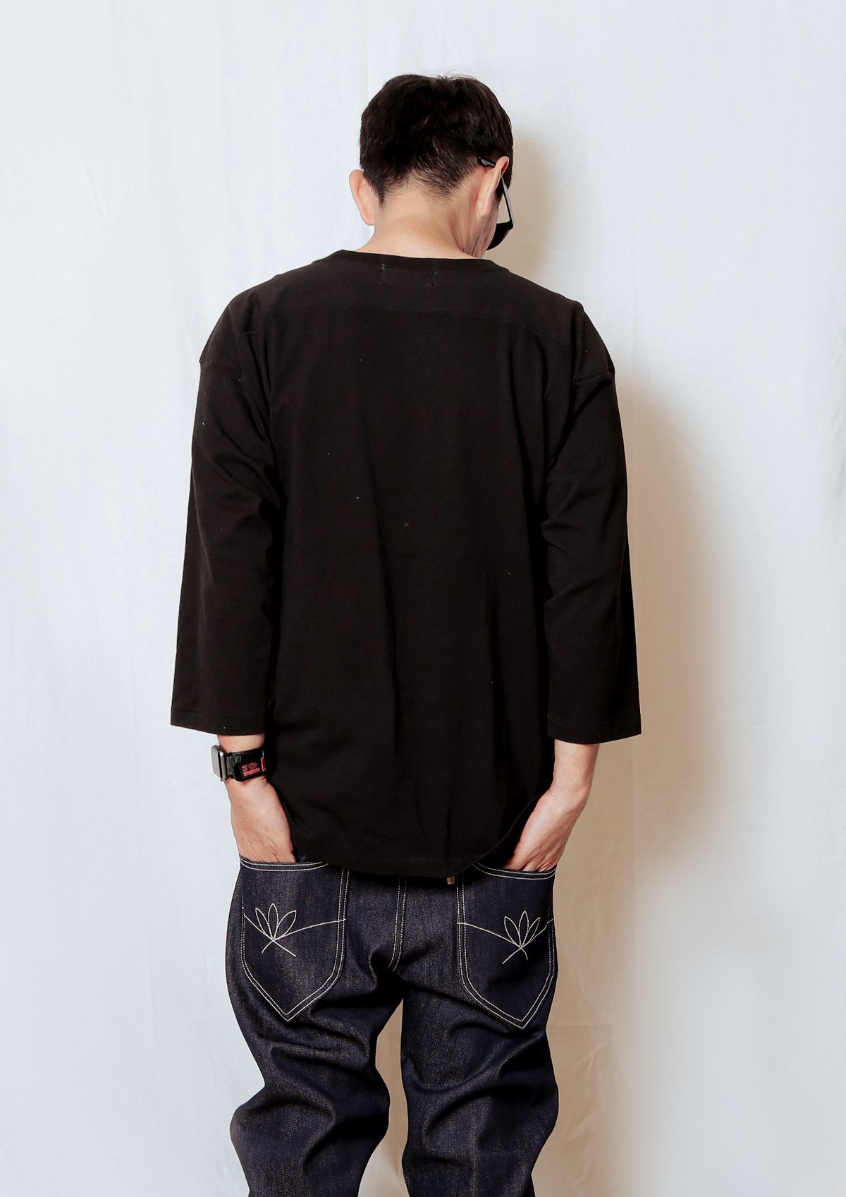 3/4 Sleeve CUT SEW  - Banjo Skunk