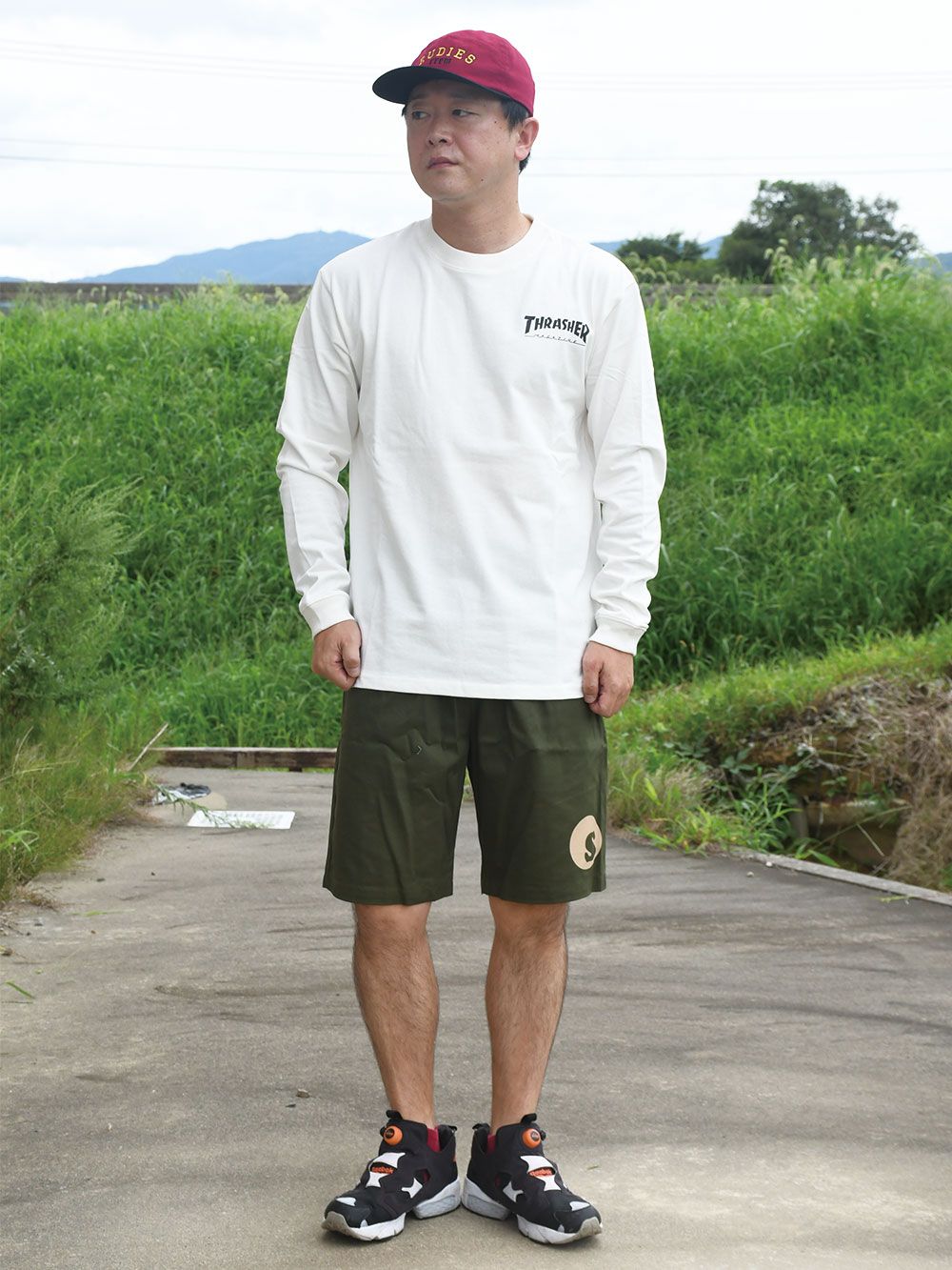 KEEP BARGING L/S-T
