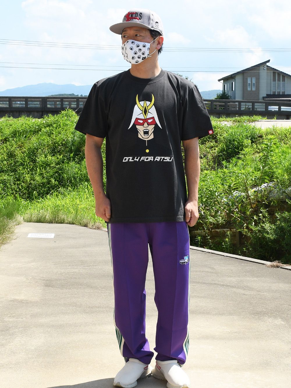 アイツ大佐TEE