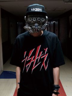 うるせえTEE