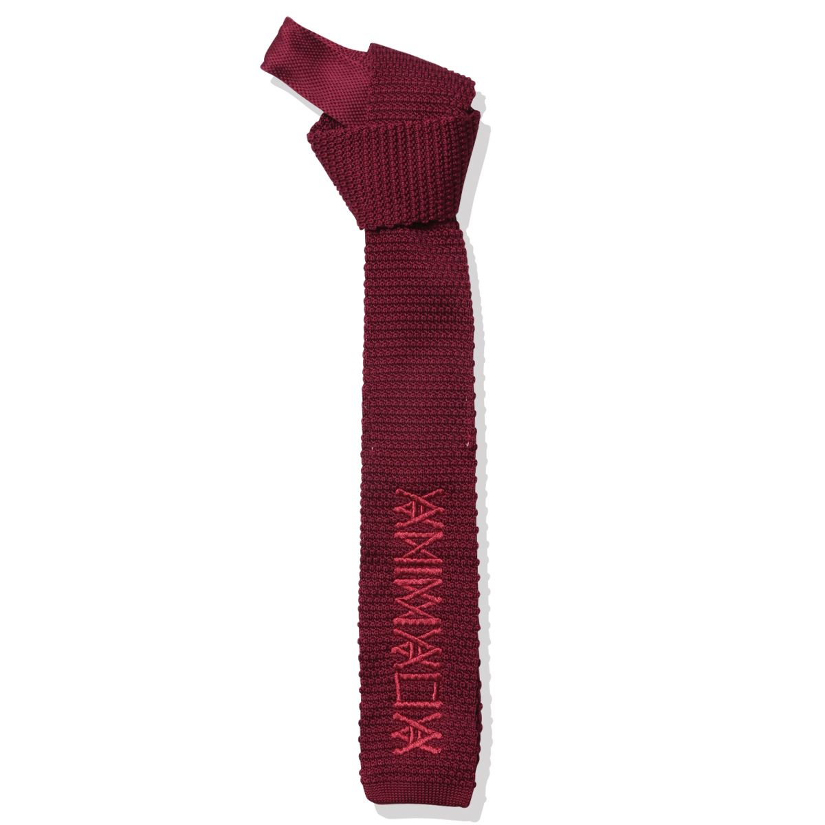 “KNIT TIE” LOGO