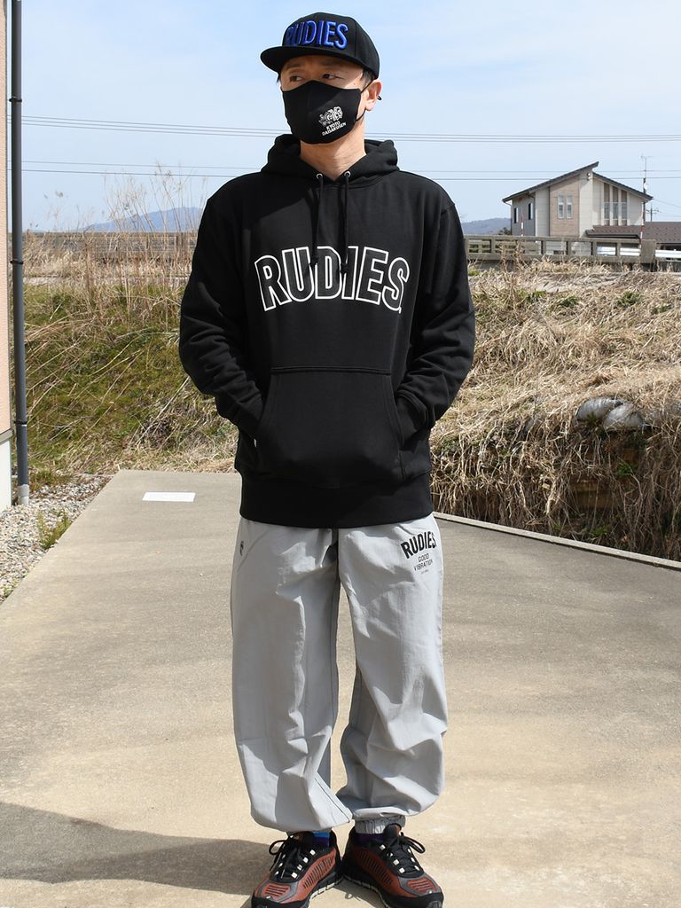 大人カッコいい王道アイテム！