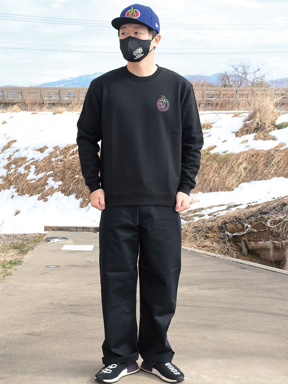OBAKE-CREWNECK