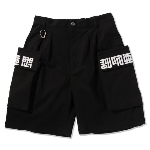 四角ロゴカーゴショーツ