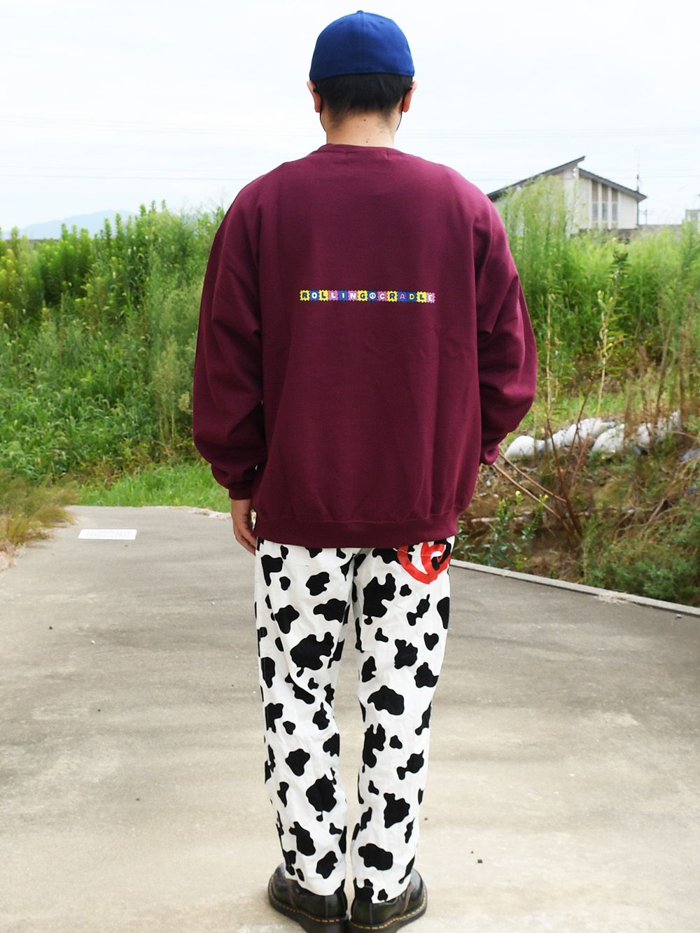 End roll CREW NECK