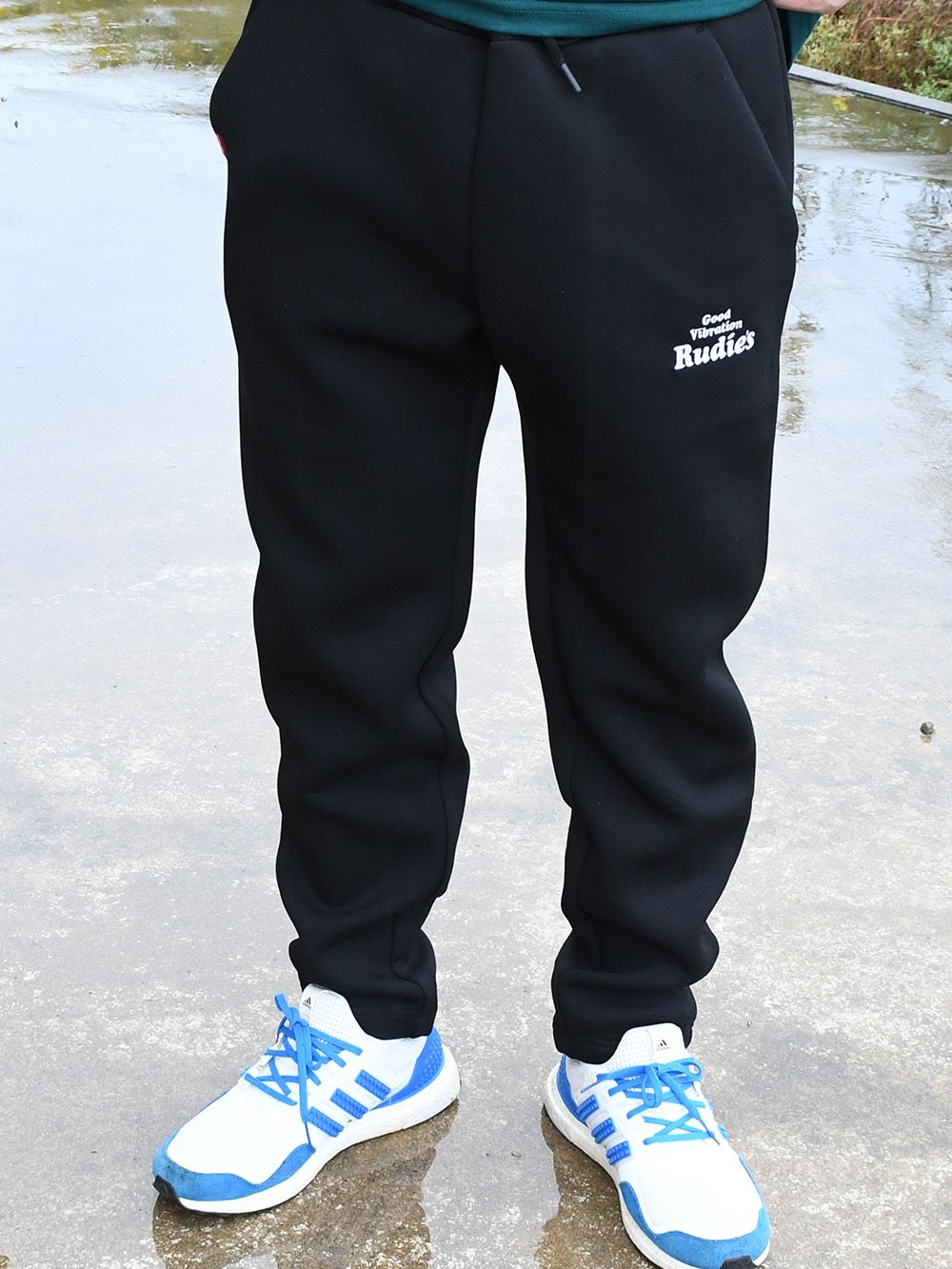 CURVY SWEAT-PANTS