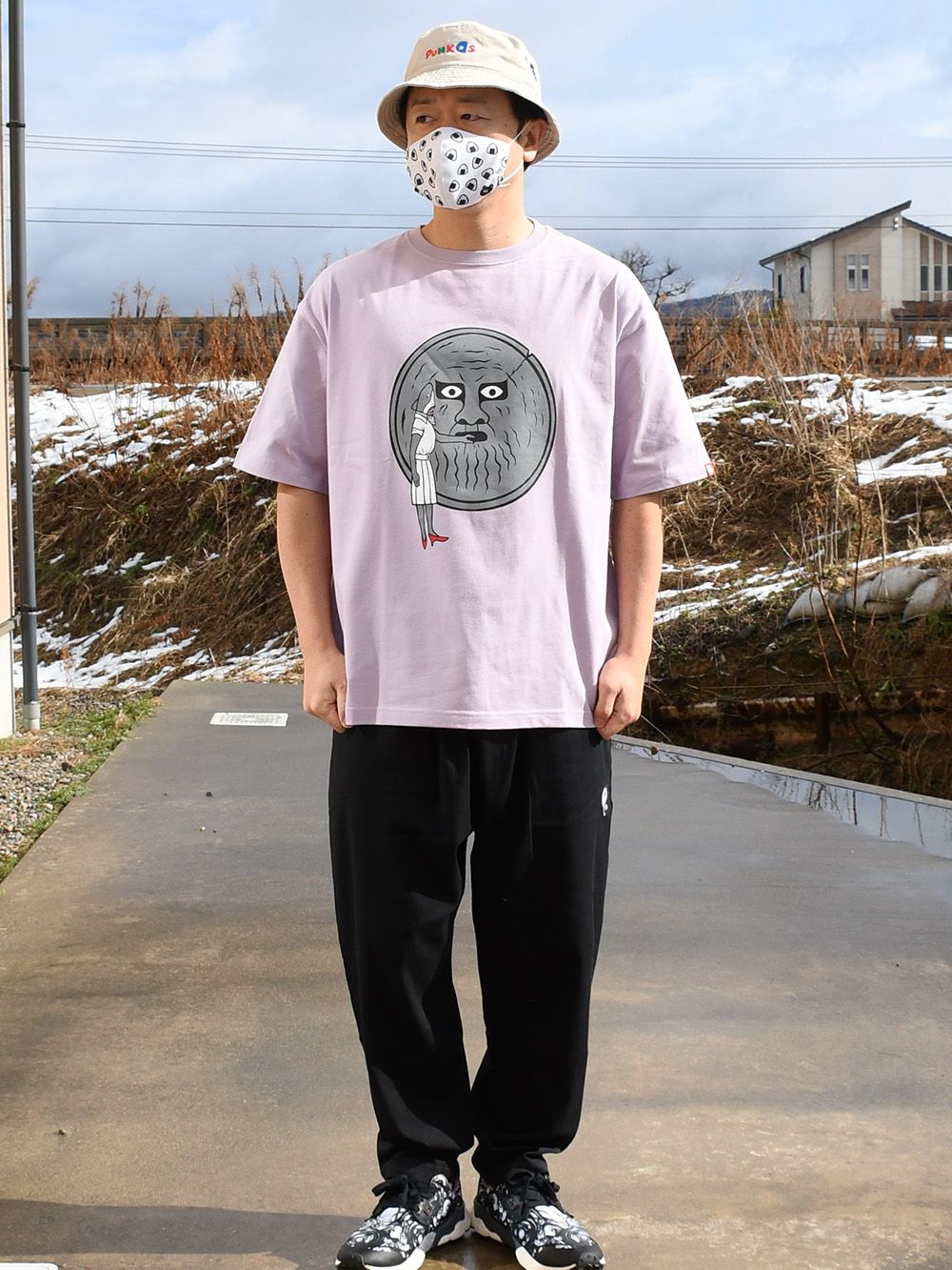 サメンチュの休日BIG.TEE