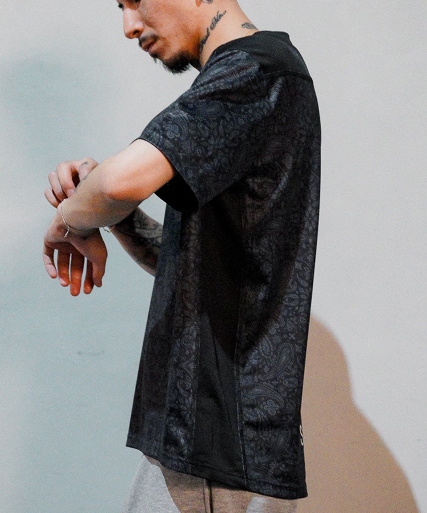 PAISLEY DRY TEE & ARM SLEEVE (SET)
