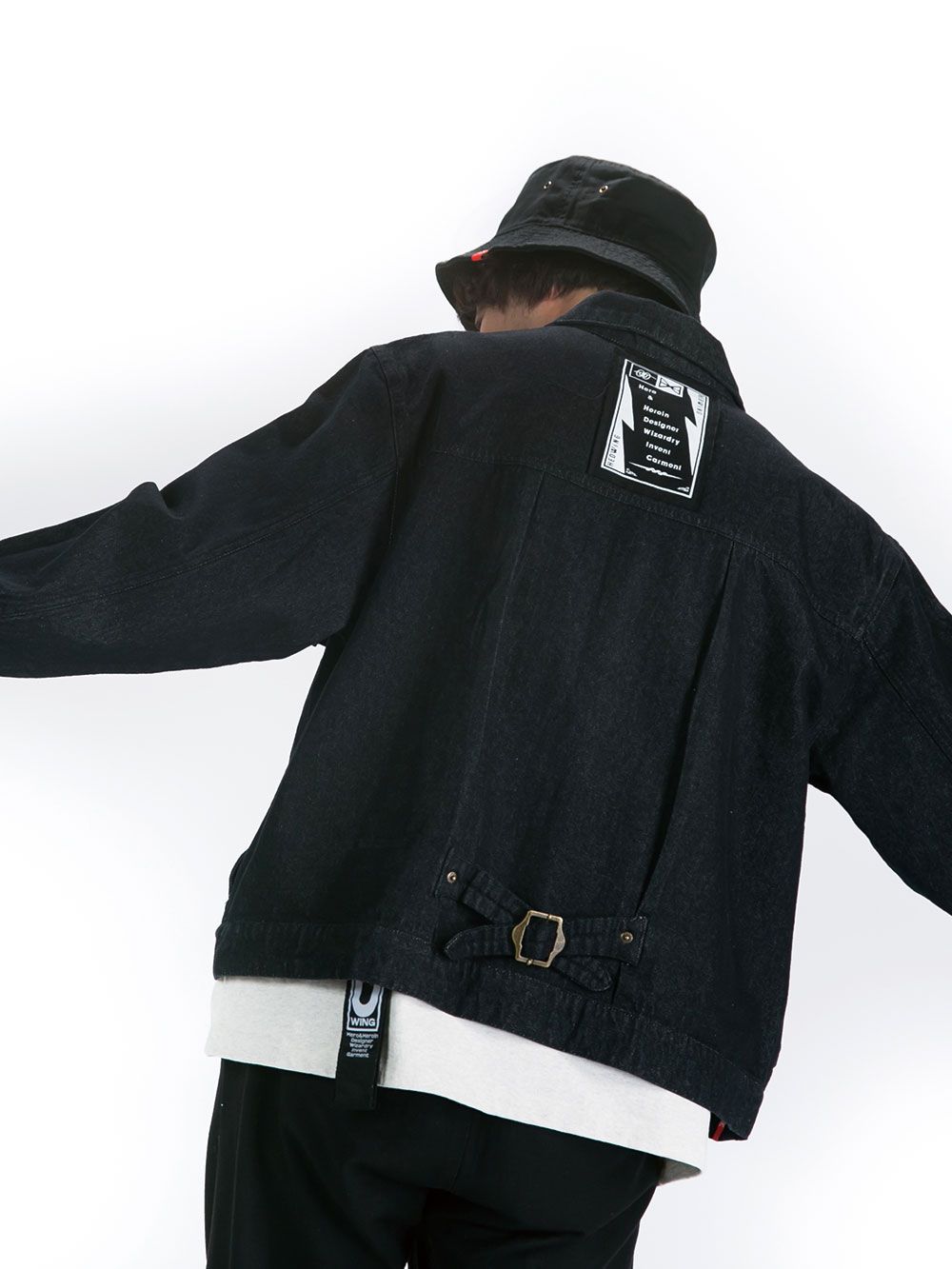 Half asleeper Denim jacket