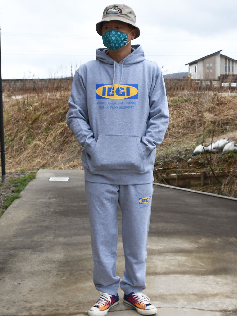 IEGIパーカ