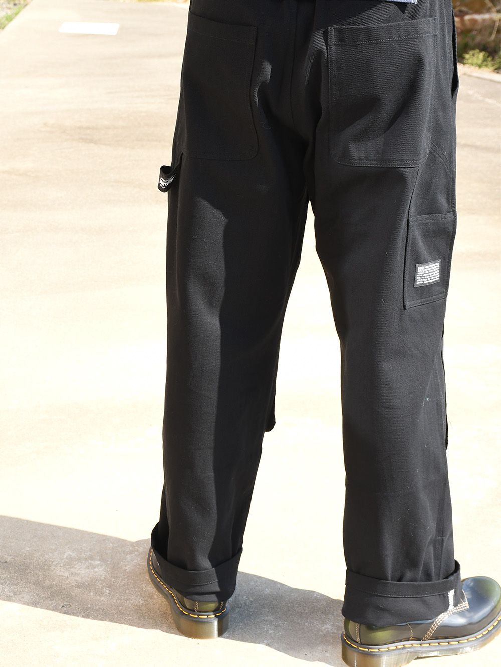 SPOOK W-KNEE PANTS