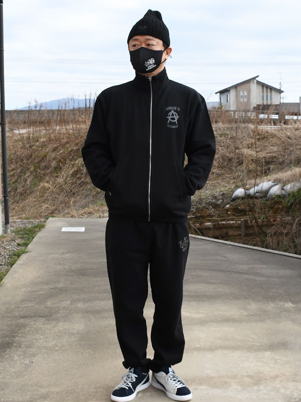 ANARCHISM -STAND COLLAR ZIP SWEAT
