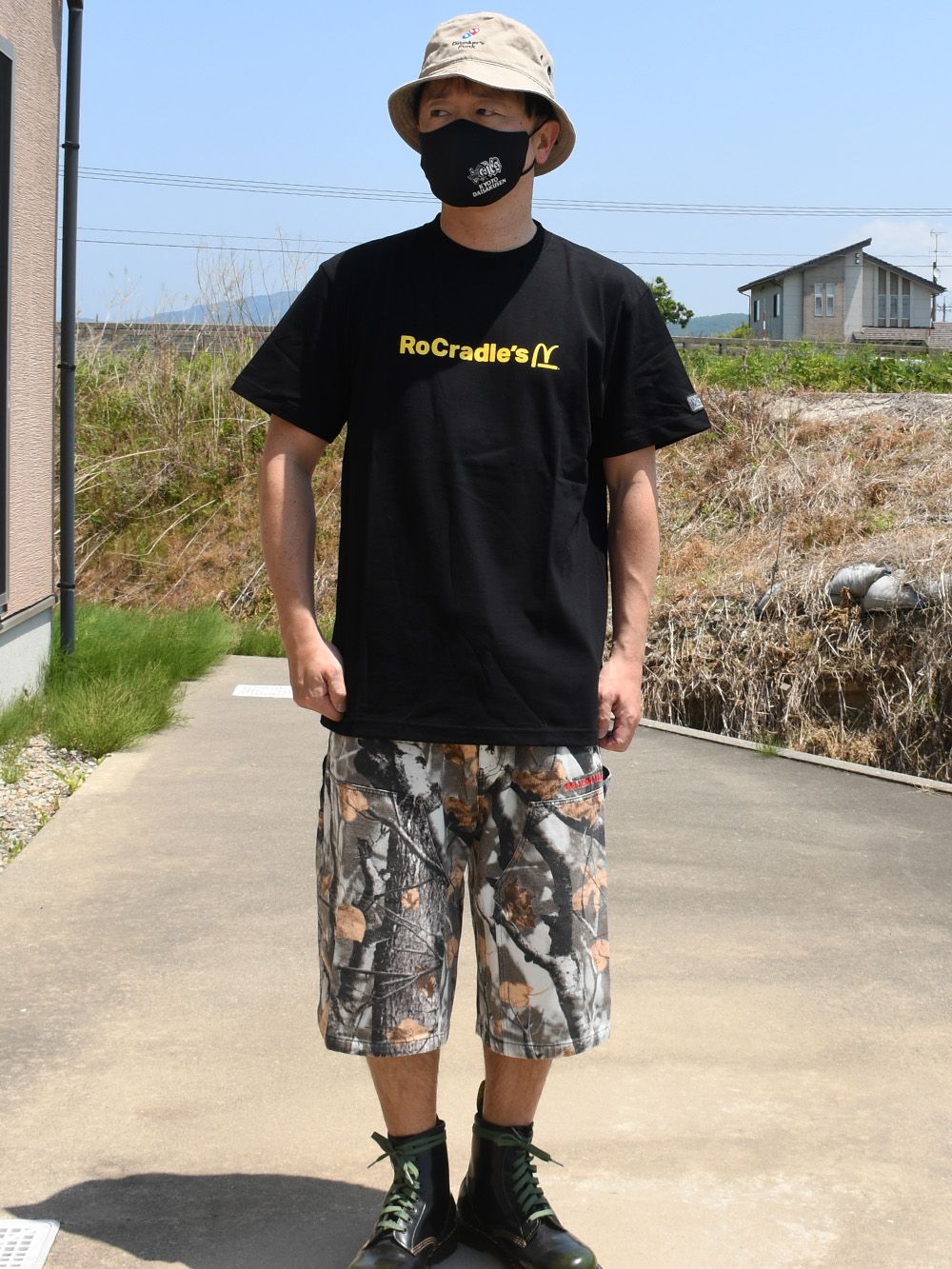 今年の夏もジャンクフード片手に踊り狂いましょう！