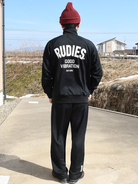 同色の2本ラインが！