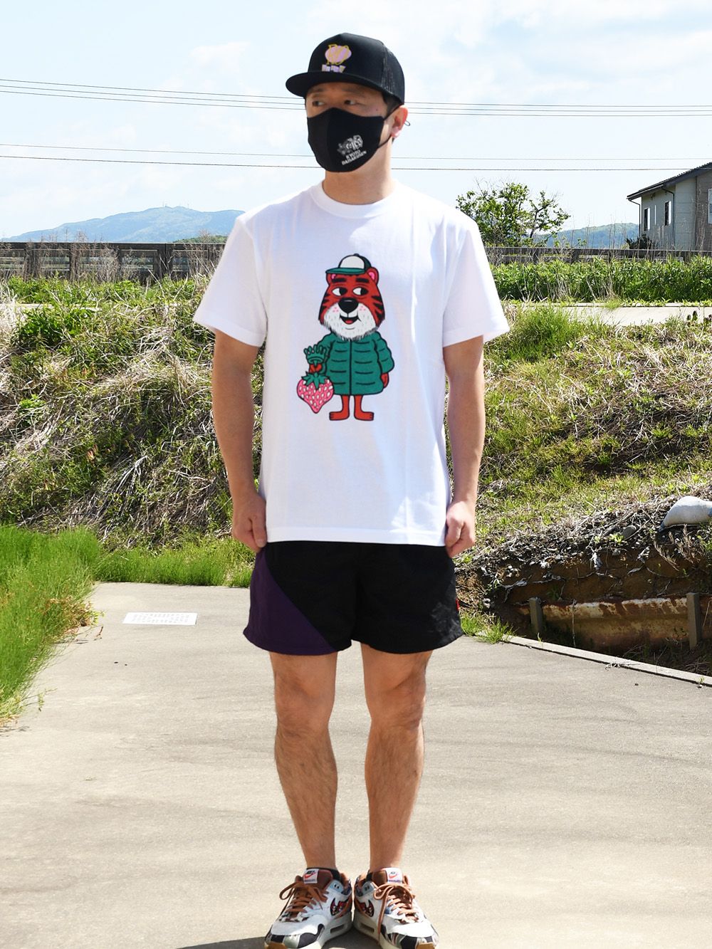 CREAM-TEE