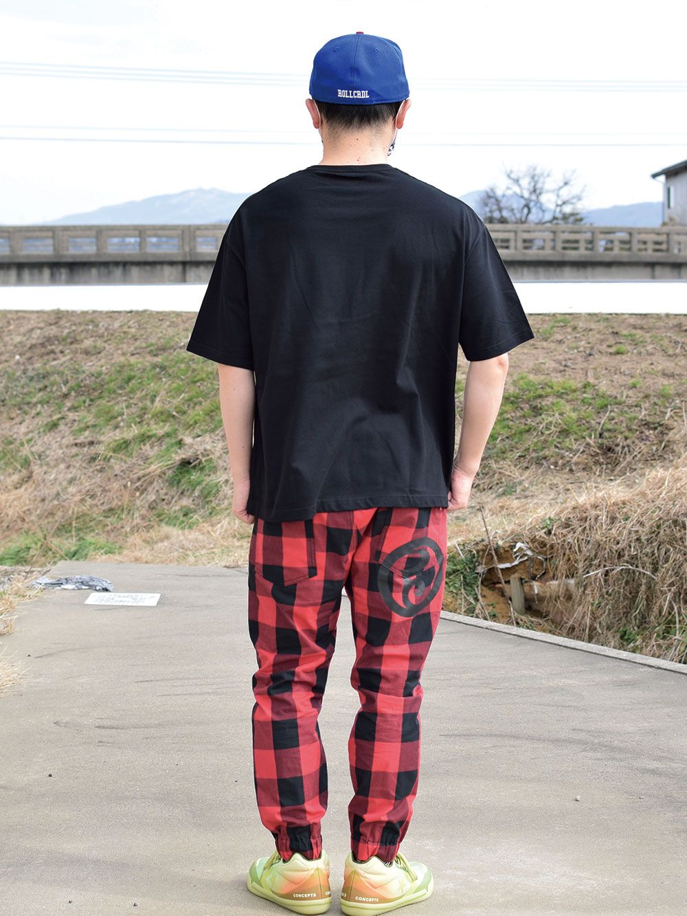 FORTY YEARS BIG SILHOUETTE-T