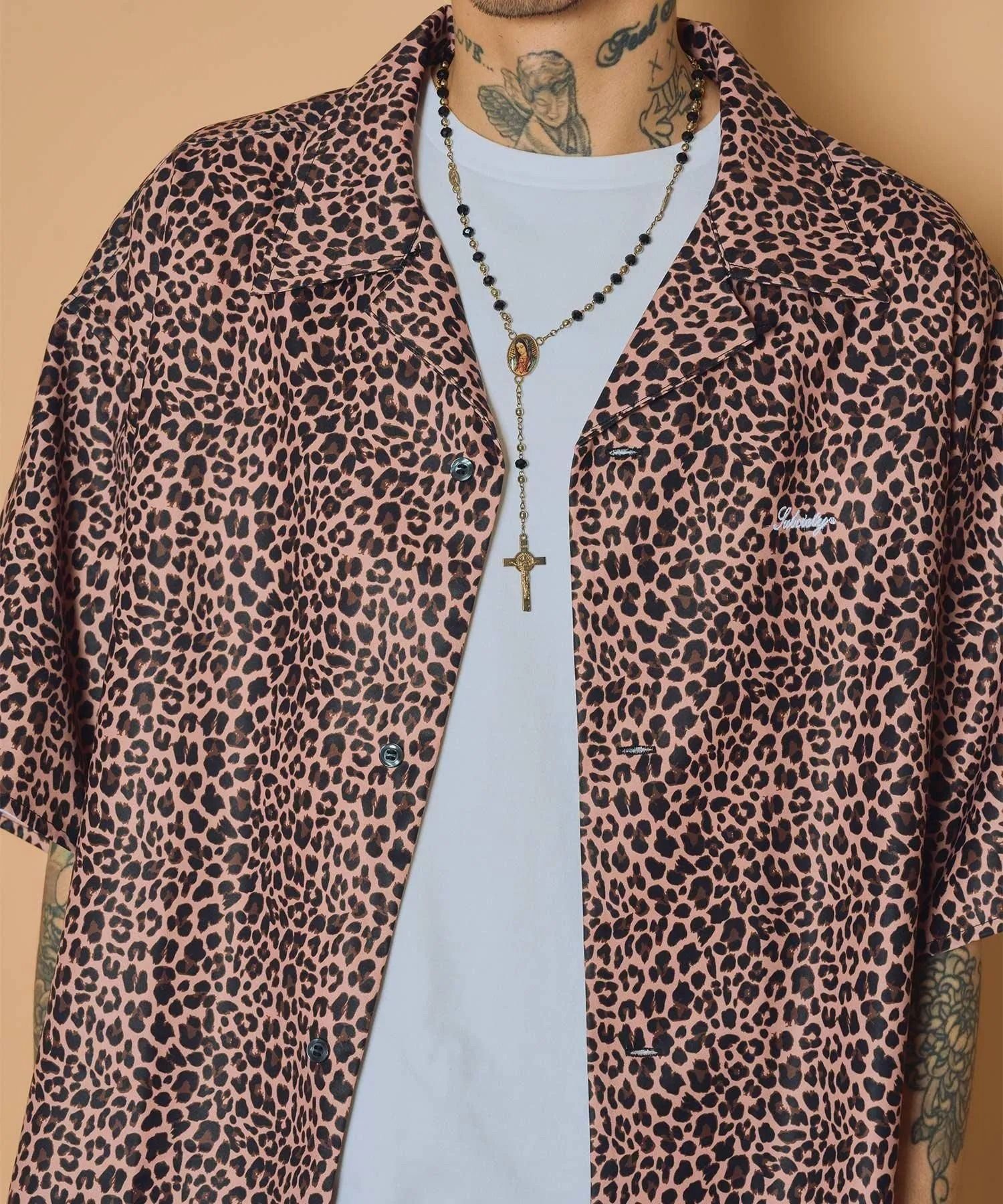 Essential open collar shirt