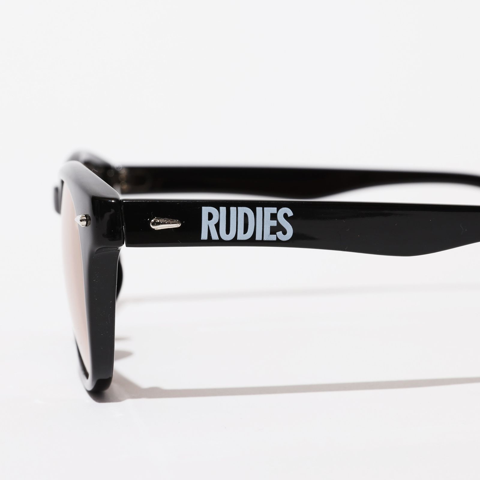 PHAT SUNGLASSES 02