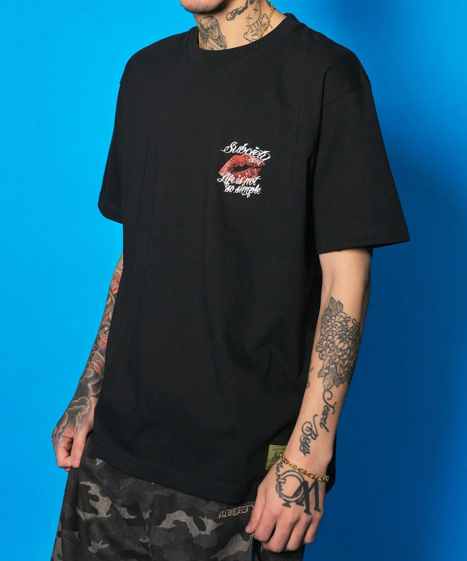 Temptation tee