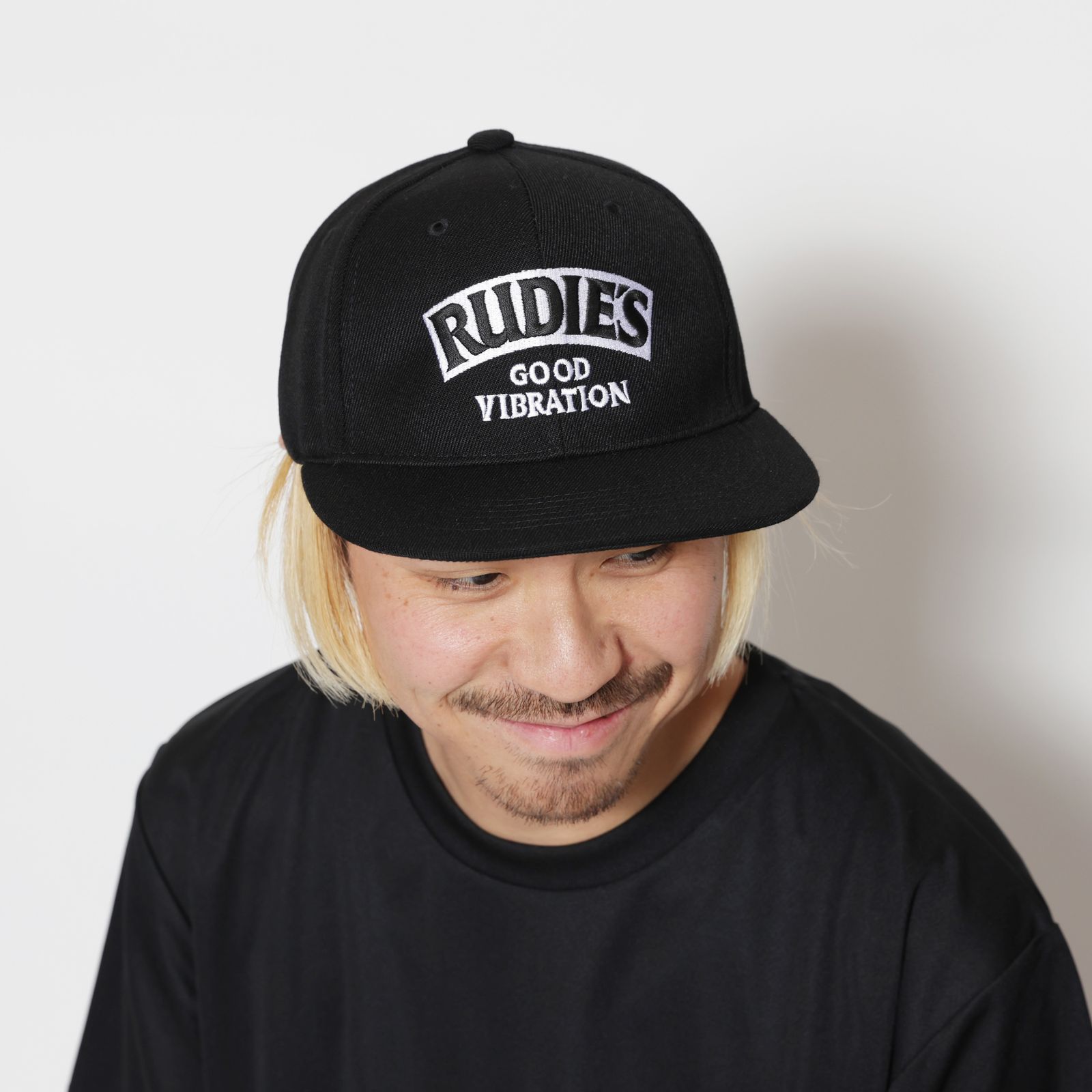 SLICK SNAPBACK-CAP