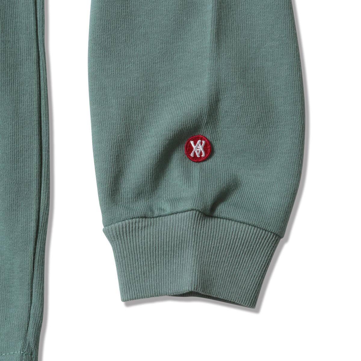 L/S CUT SEW - Bar Logo Patch