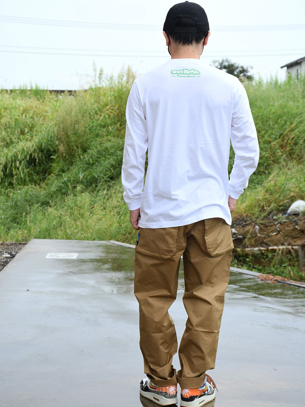 whorl s-dot LS tee