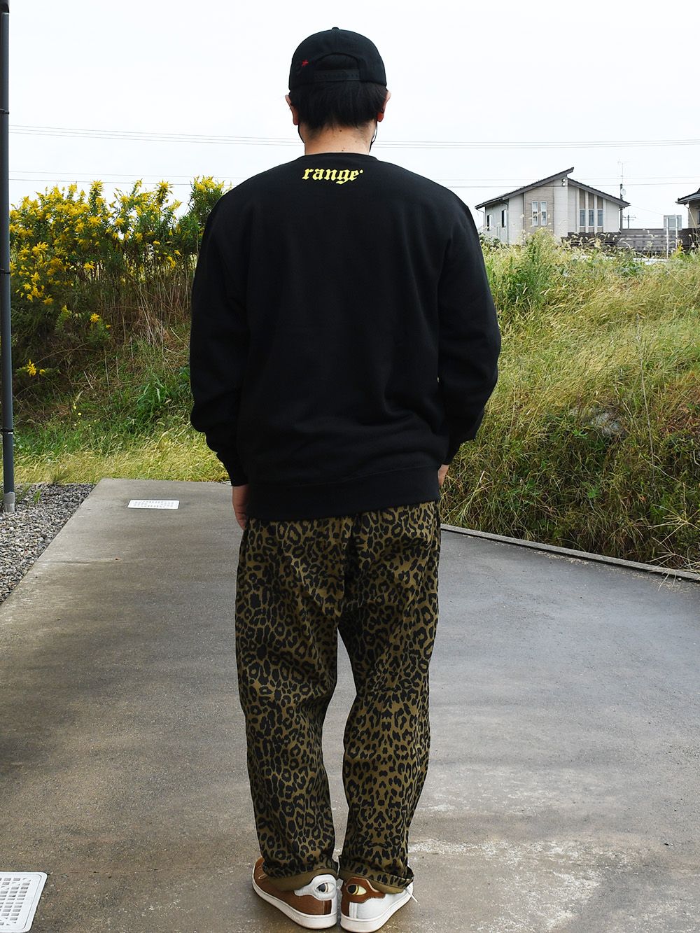 rg Heartful Earth crew sweat 10oz