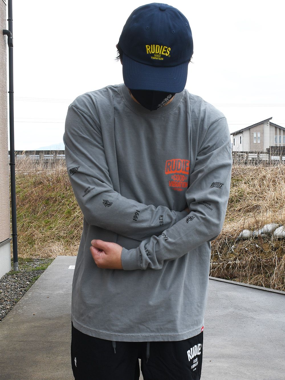 BUSTED SKULL LS-TEE