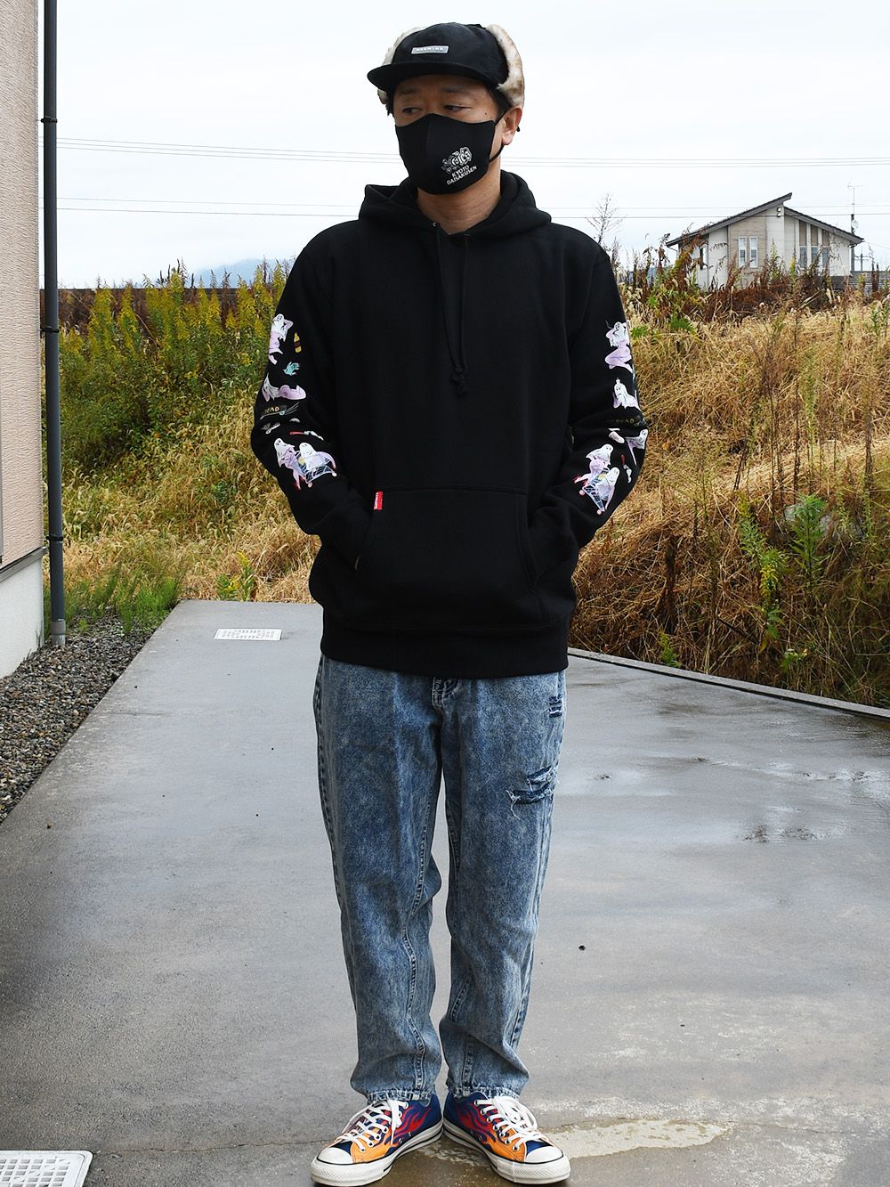 SPOOKY GIRL-HOODIE