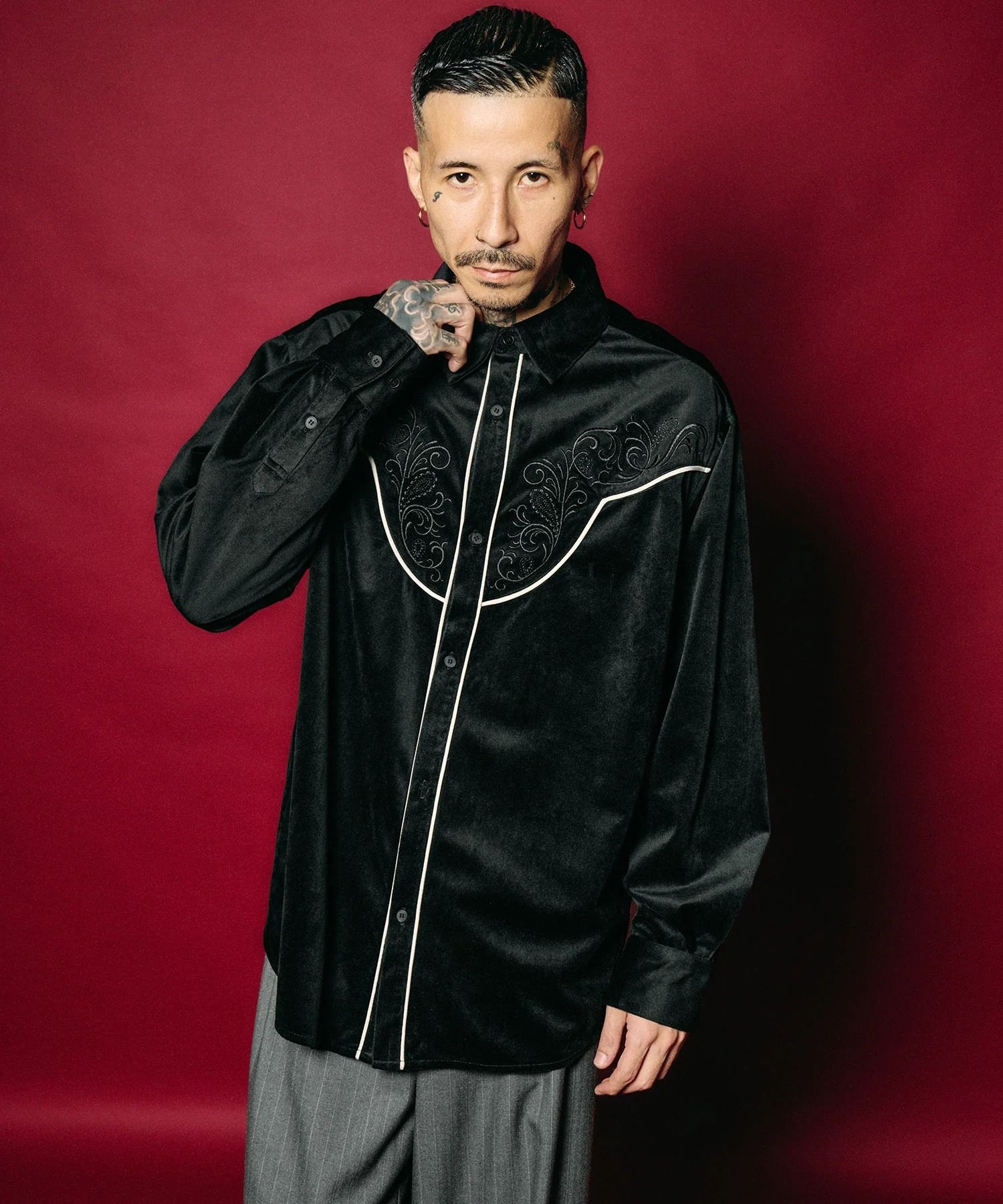 Embroidered velour western shirt