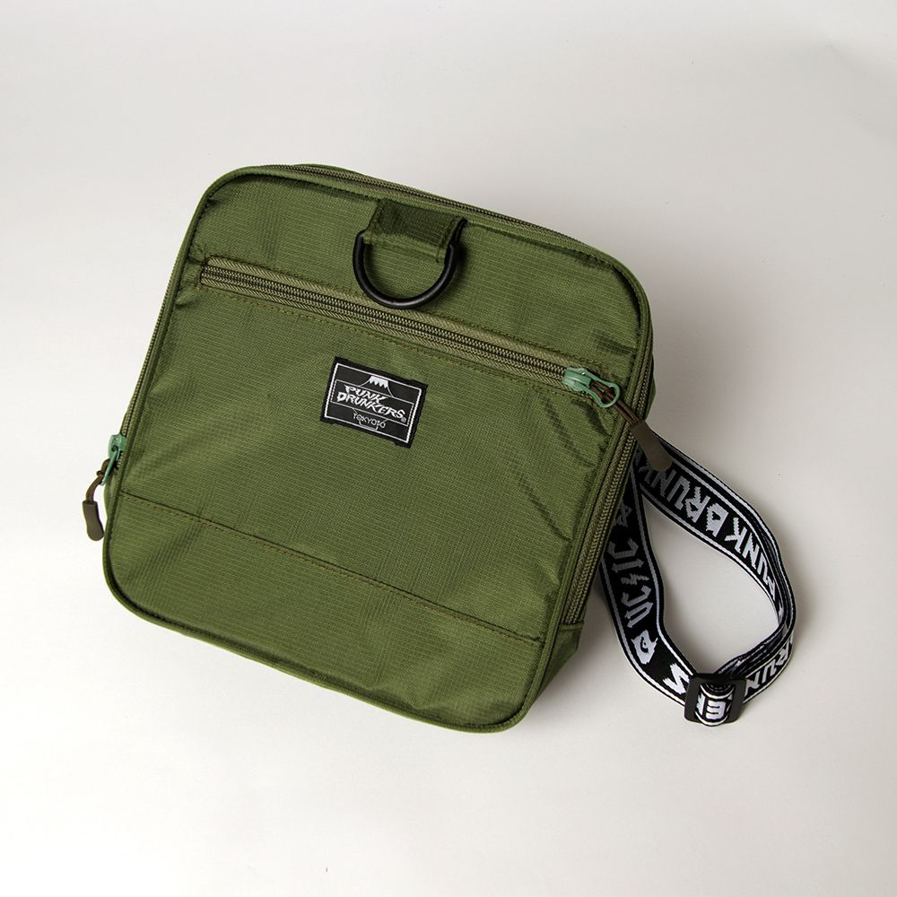 ショルダーからボストンBAG