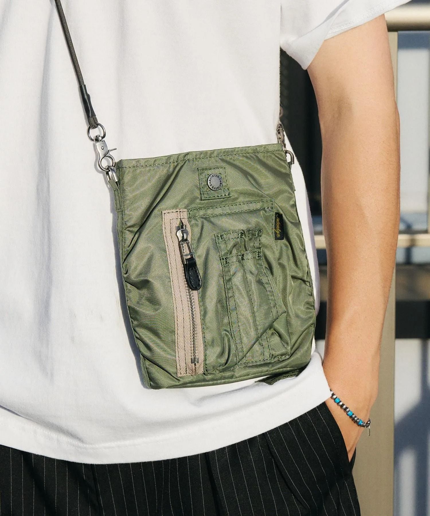 MA-1 shoulder pouch
