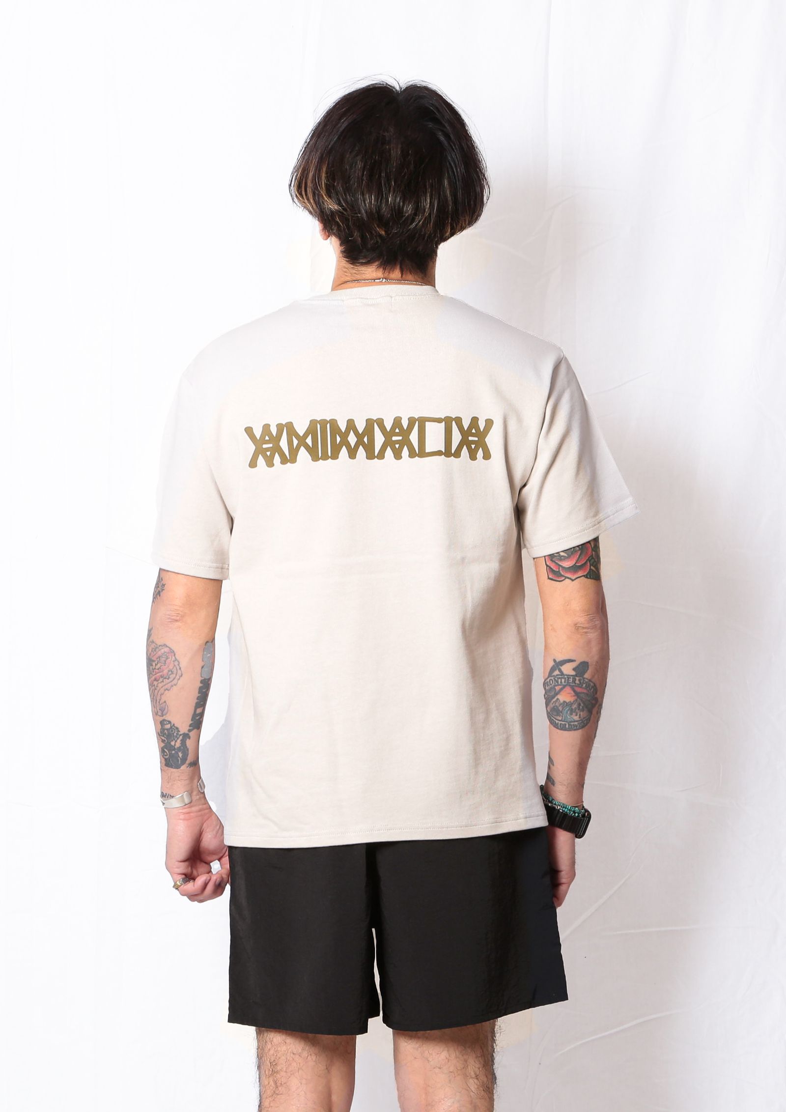 HEAVY S/S TEE-CUBE PRINT LOGO