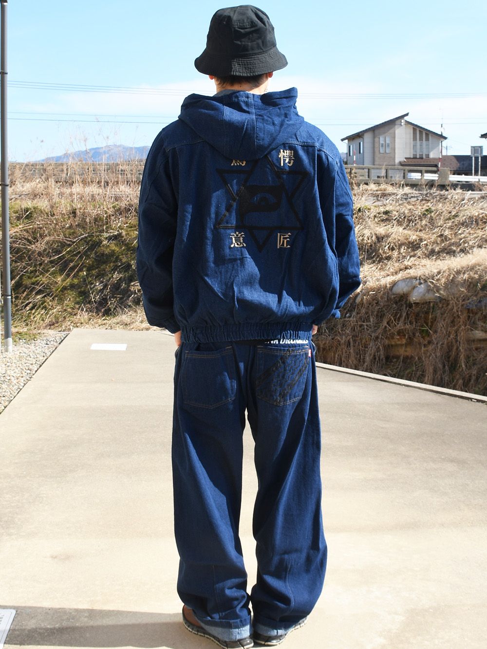 驚愕意匠デニムJKT