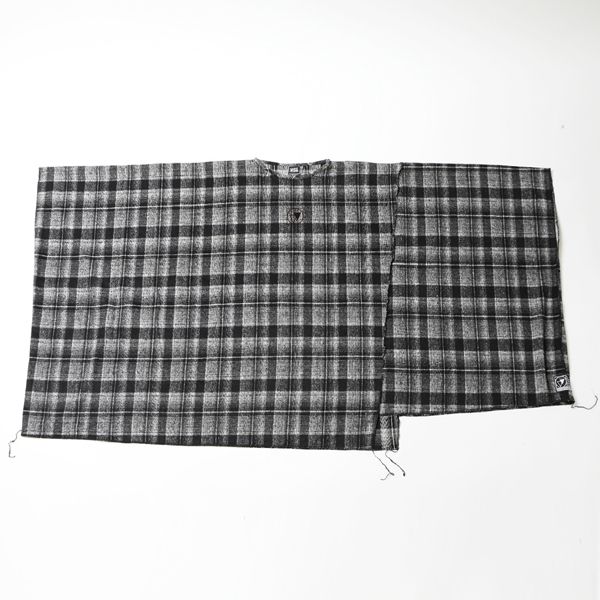 EVIDENCE -Extra Wide Poncho-
