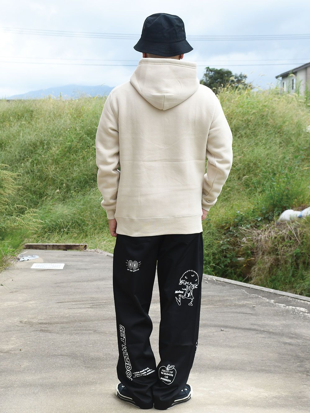 シュールでかっこいい!