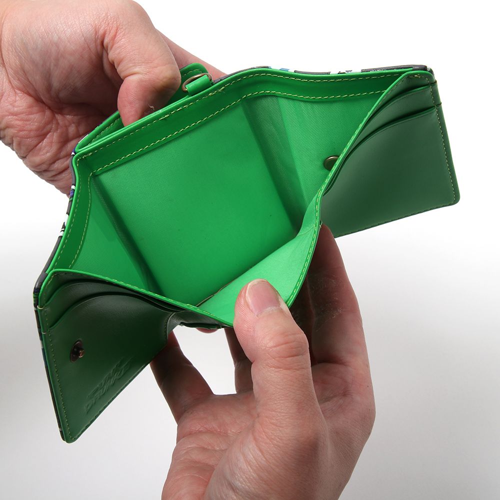 きのこ総柄三つ折り財布