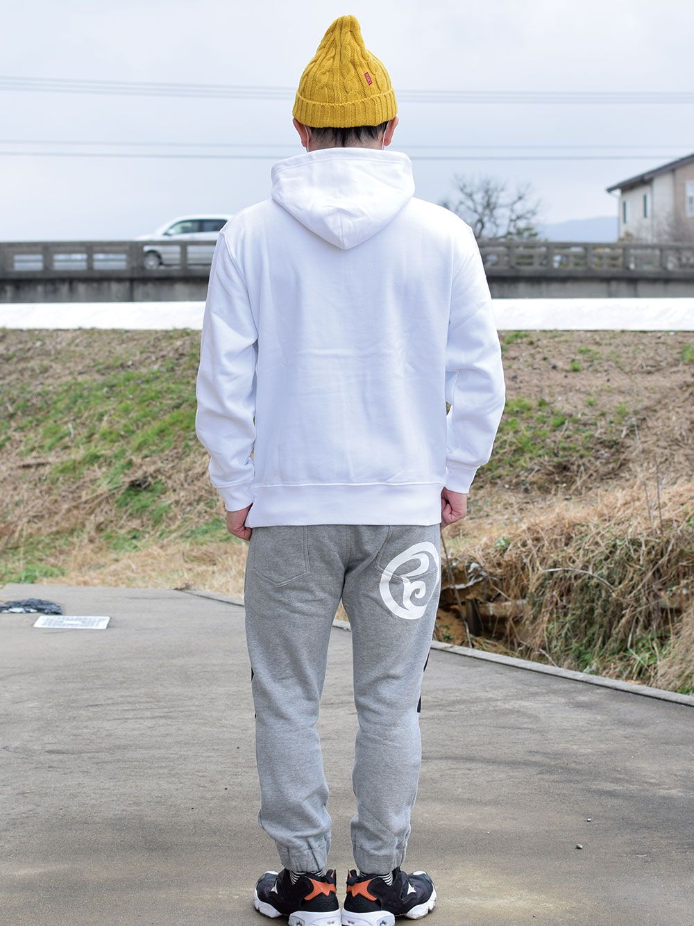 FORTY YEARS-HOODIE