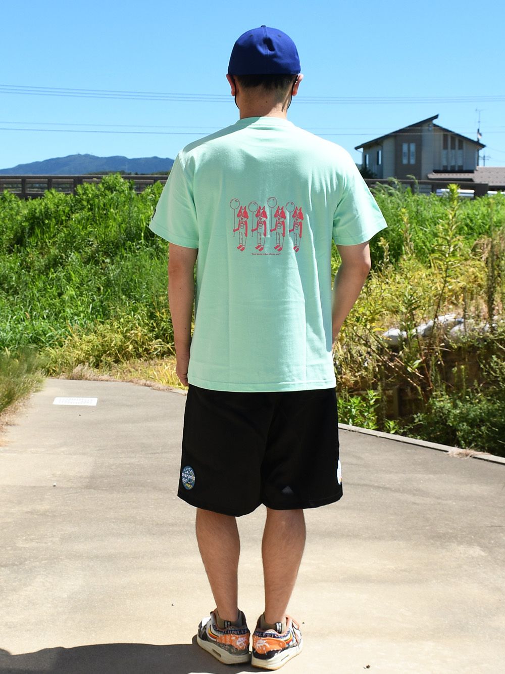 Re:LIKE A ROBBIE TEE
