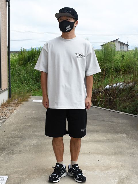 極厚ボディの希少カラー！