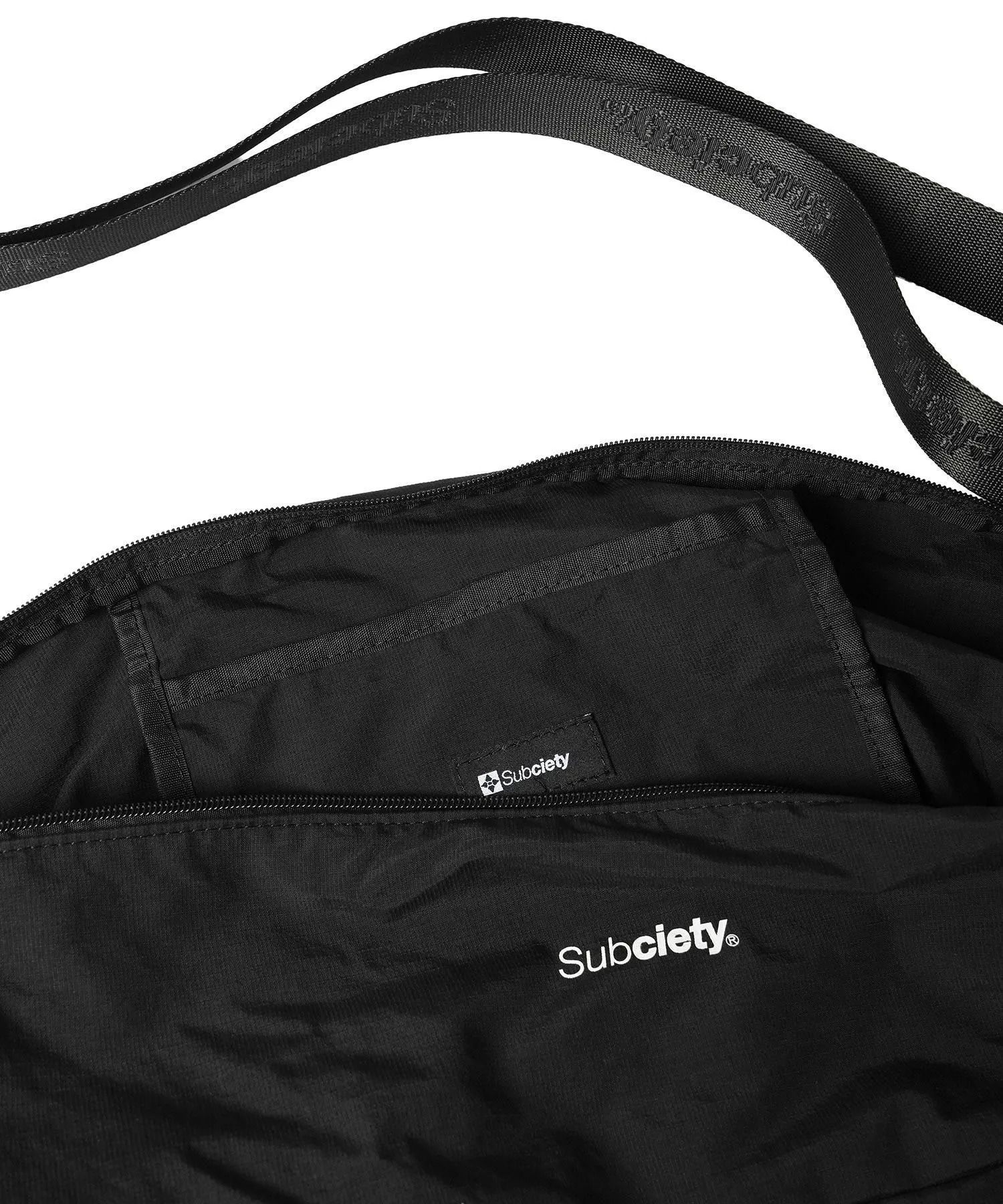 Nylon shoulder bag