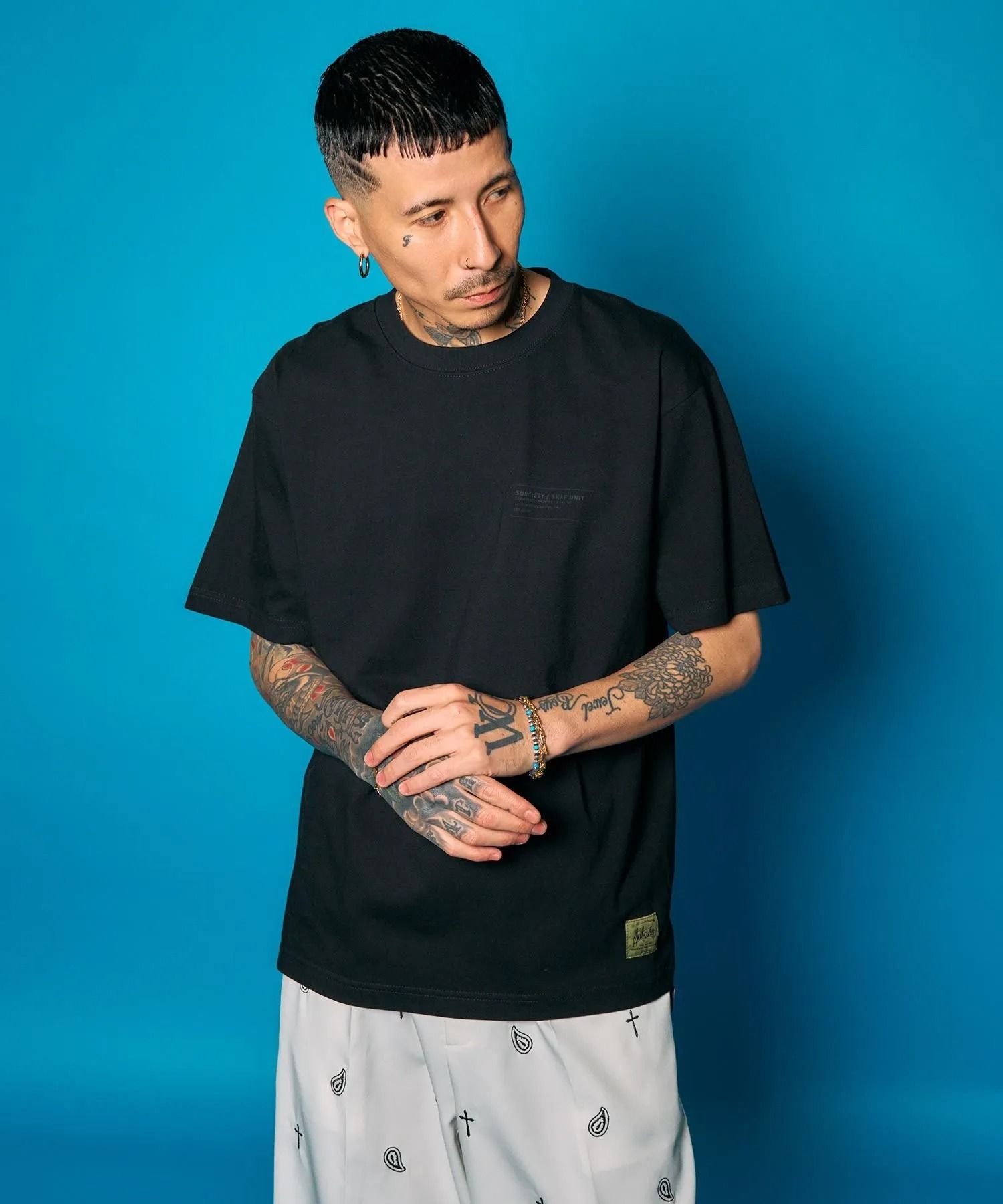 Snap unit tee