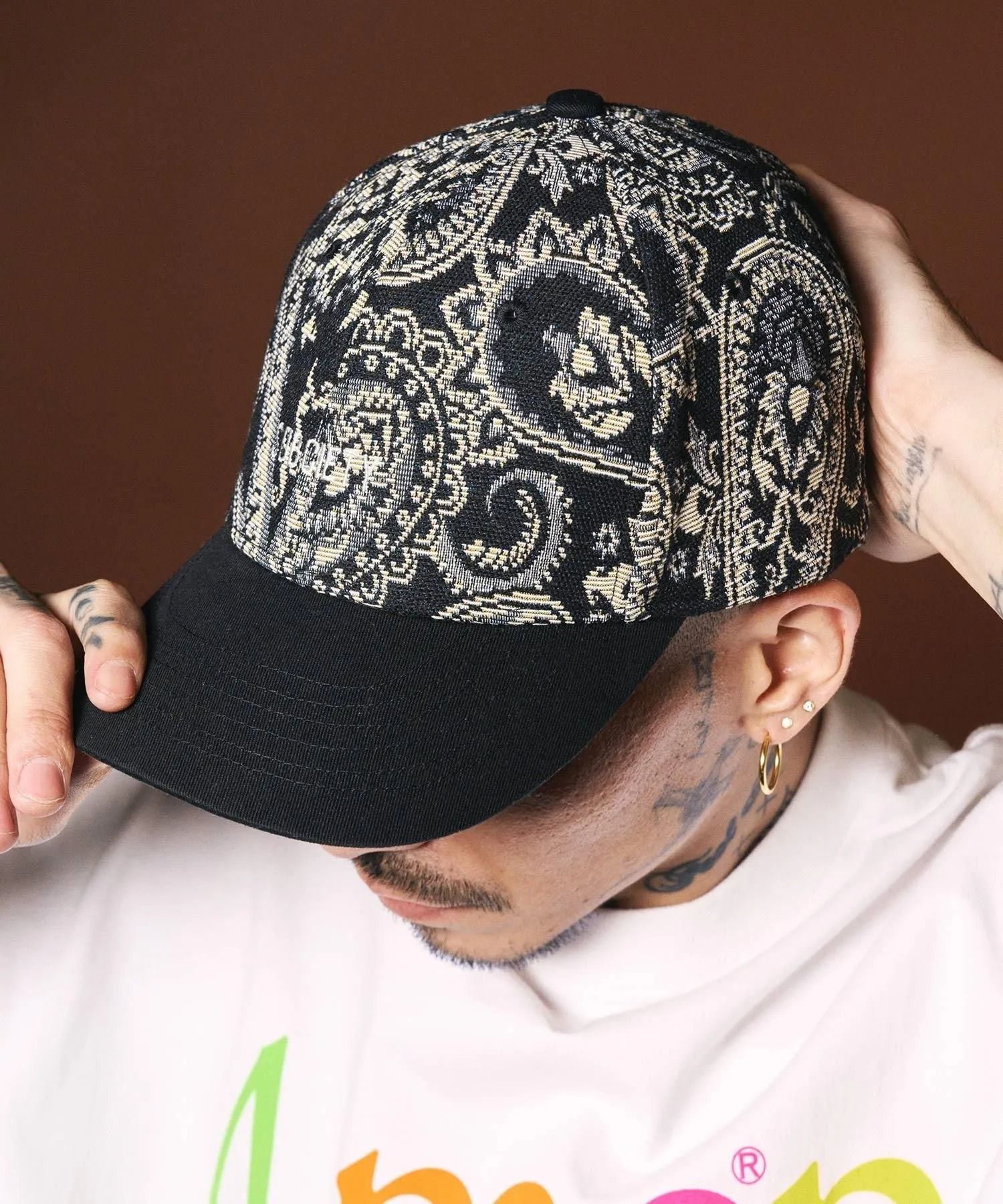 Gobelin cap