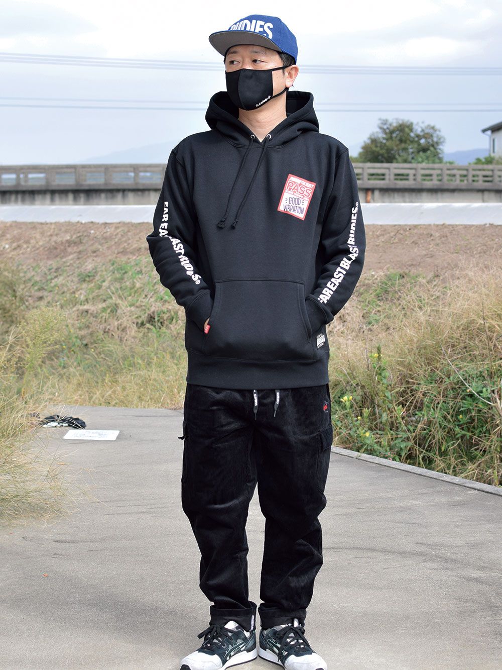 GUESTPASS HOOD-SWEAT