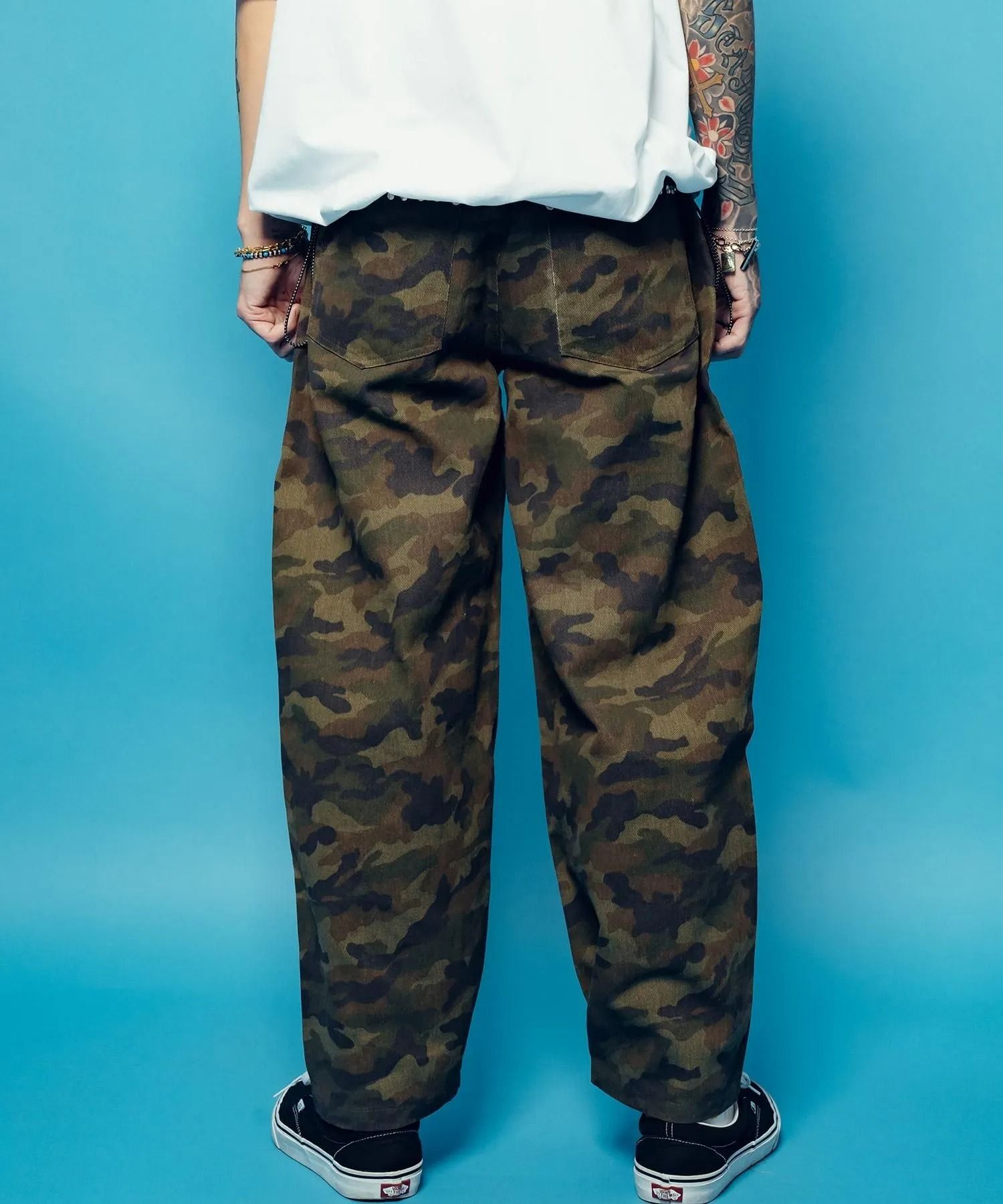 Camouflage baggy pants