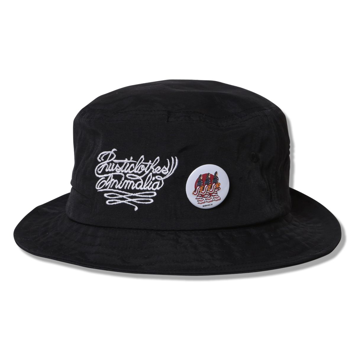BUCKET HAT+BADGES
