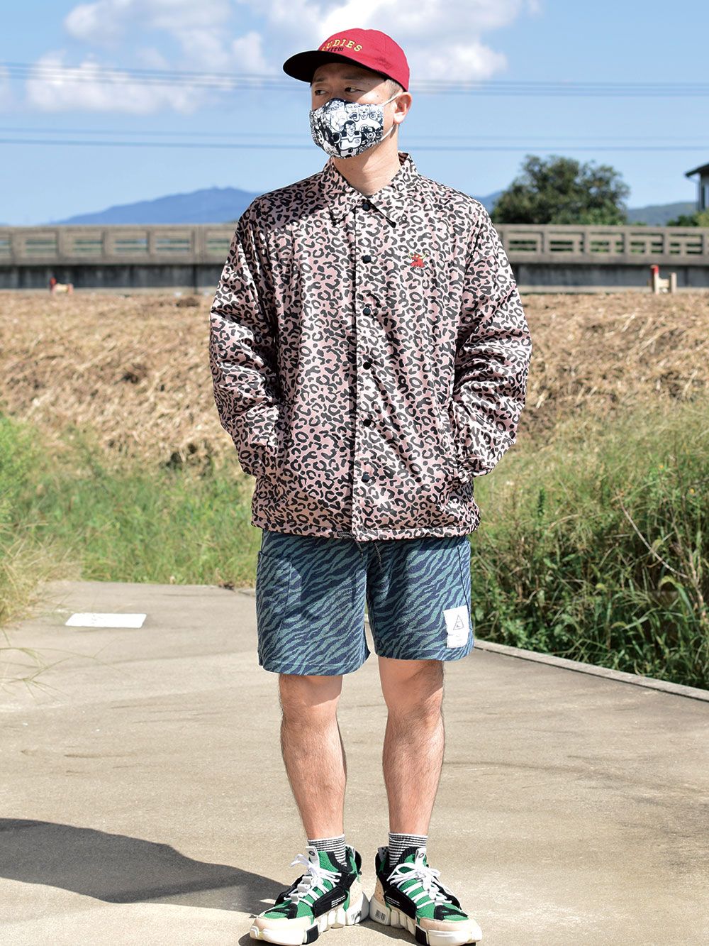 PATTERN PRINT COACH-JACKET