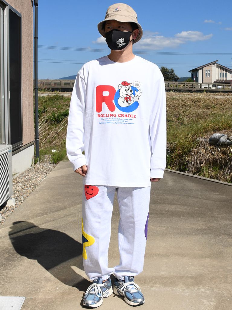 誰とも被らない、自分だけの世界を共に歩んでいきましょー！