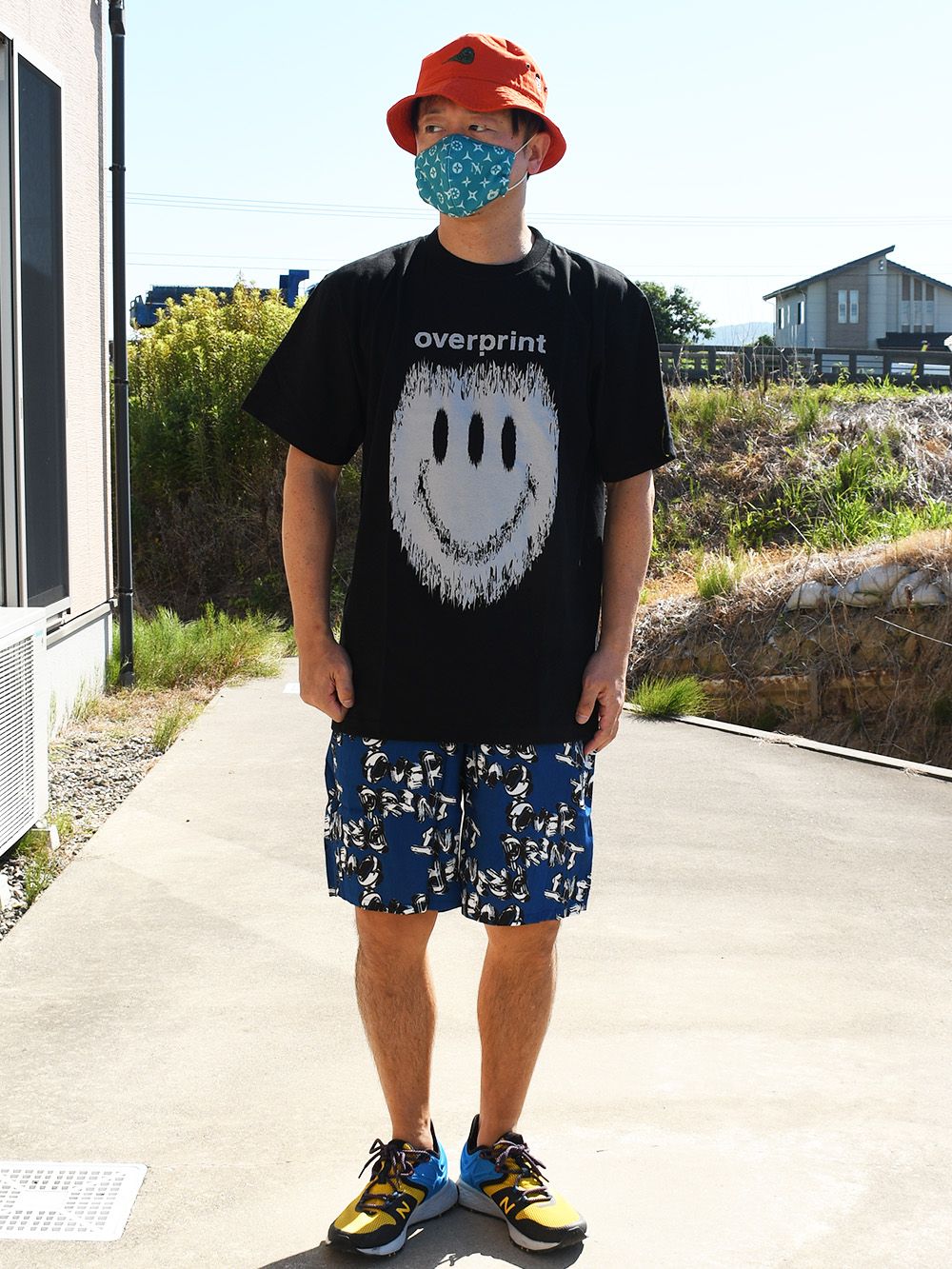 Inside Tee