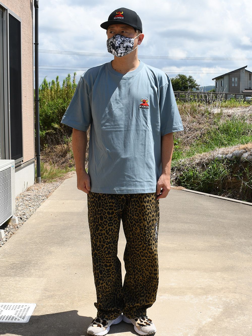 MMM COLLAB. TOYMMMONSTER EMBRO. HARF SLEEVE TEE